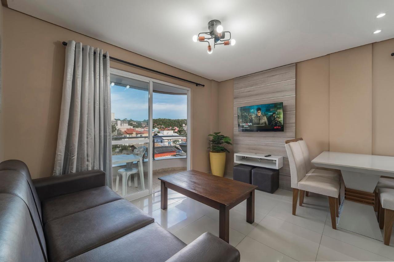 Residencial Edite No Centro De Bombinha Бомбиньяс Экстерьер фото